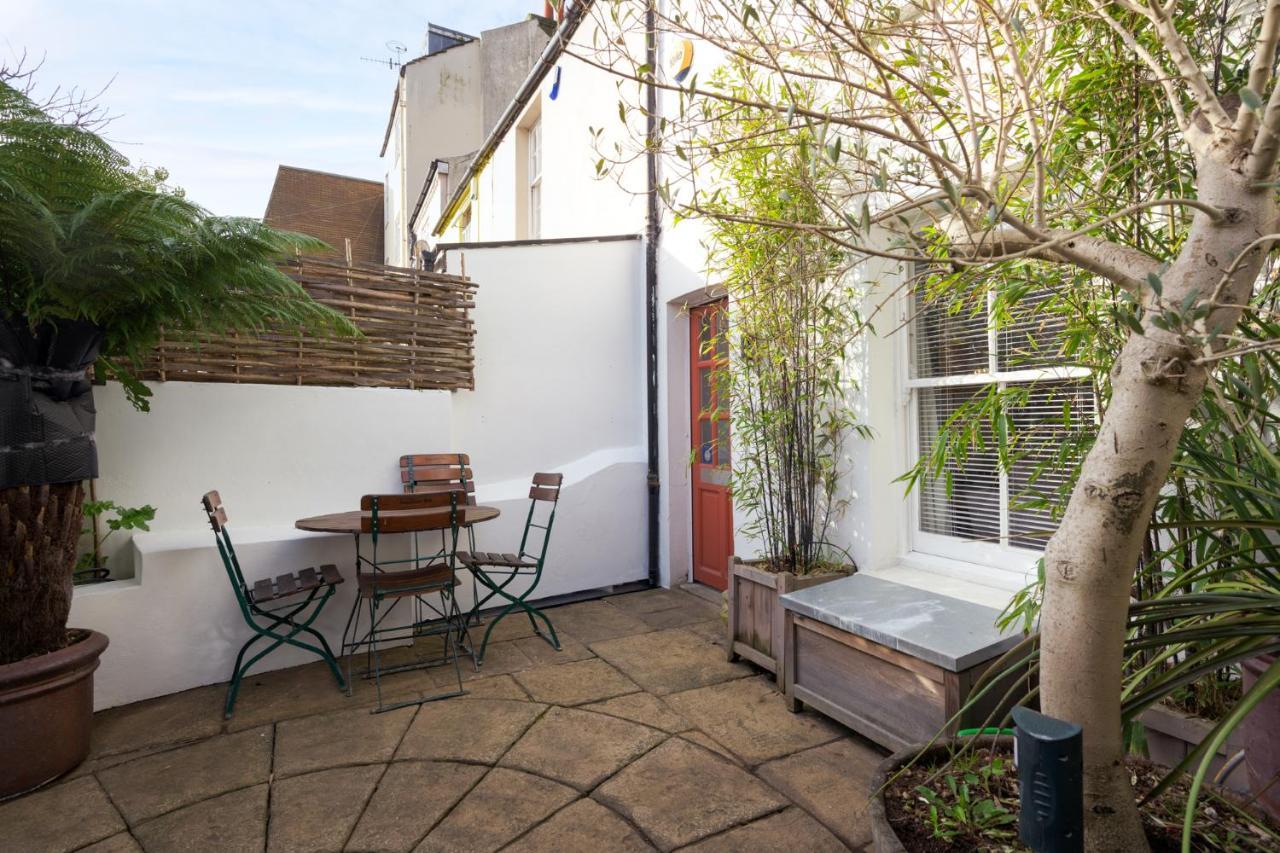 Bird Sisters Cottage Brighton Exteriör bild